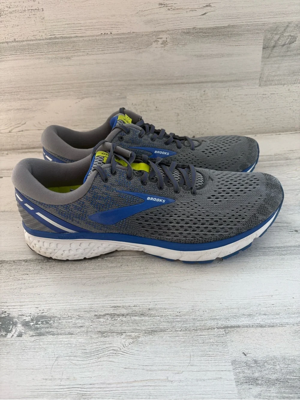 Broooks Men’s Size 13 Ghost 11 Running Shoes Lace Up Closure In Gray/Blue